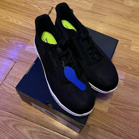 Reebok steal toe shoes size 12 MEN - Picture 3 of 3